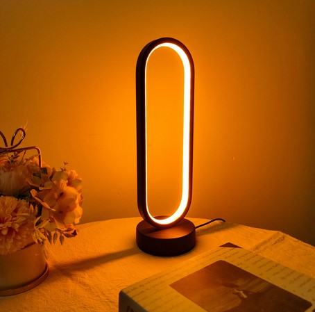 Tall Ring Lamp